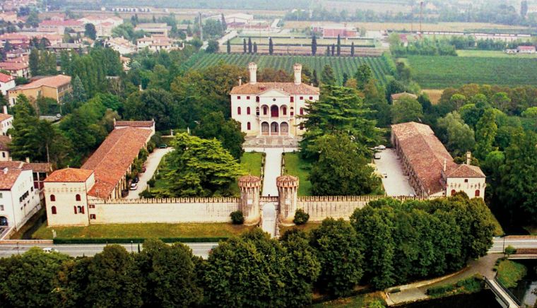  Castello di Roncade 